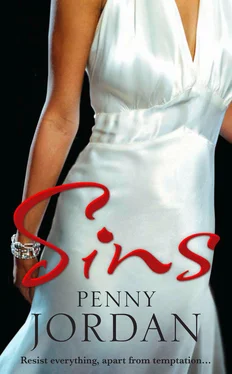 Penny Jordan Sins обложка книги