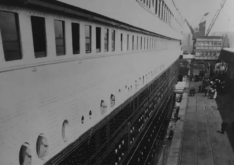 The view from the firstclass gangplank on departure day Those used by Second - фото 12