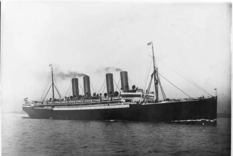 The first of the greyhounds the Kaiser Wilhelm der Groβe Ocean liner Kaiser - фото 16