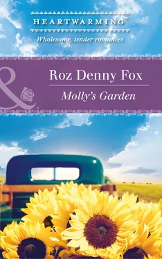 Roz Denny Fox Molly's Garden обложка книги