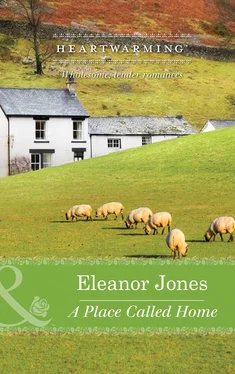 Eleanor Jones A Place Called Home обложка книги