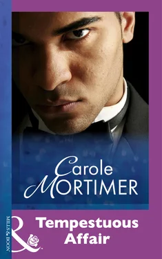 Carole Mortimer Tempestuous Affair обложка книги
