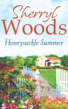 Sherryl Woods Honeysuckle Summer обложка книги