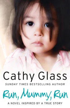Cathy Glass Run, Mummy, Run обложка книги