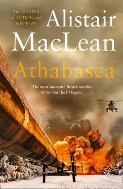 Alistair MacLean Athabasca обложка книги