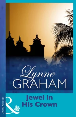 Lynne Graham Jewel in His Crown обложка книги