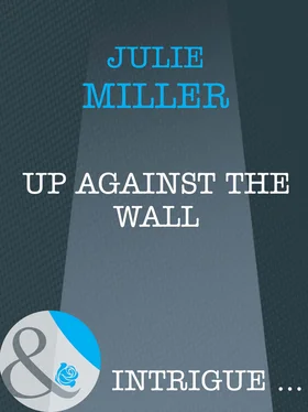 Julie Miller Up Against the Wall обложка книги