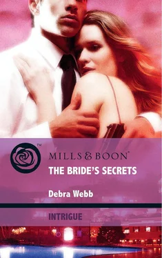 Debra Webb The Bride's Secrets обложка книги