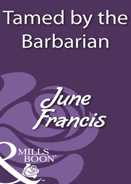 June Francis Tamed by the Barbarian обложка книги