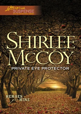 Shirlee McCoy Private Eye Protector обложка книги