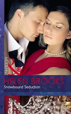 Helen Brooks Snowbound Seduction обложка книги