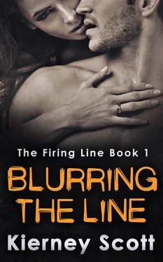 Kierney Scott Blurring The Line обложка книги