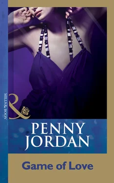 Penny Jordan Game Of Love обложка книги