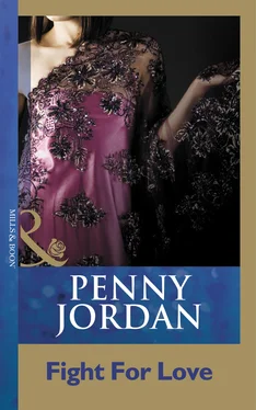 Penny Jordan Fight For Love обложка книги