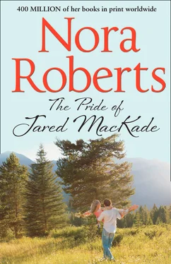 Nora Roberts The Pride Of Jared MacKade обложка книги