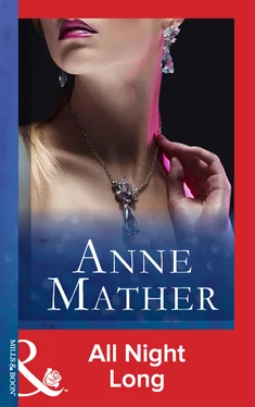 Anne Mather All Night Long обложка книги