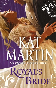 Kat Martin Royal's Bride обложка книги