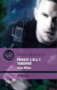 Julie Miller Private S.W.A.T. Takeover обложка книги