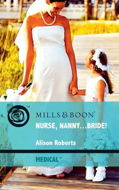 Alison Roberts Nurse, Nanny...Bride! обложка книги