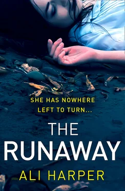 Ali Harper The Runaway обложка книги