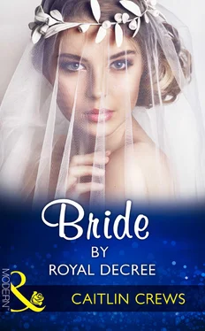 Caitlin Crews Bride By Royal Decree обложка книги