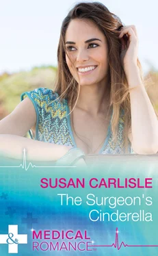 Susan Carlisle The Surgeon's Cinderella обложка книги