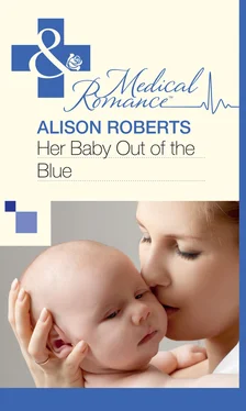 Alison Roberts Her Baby Out of the Blue обложка книги