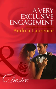 Andrea Laurence A Very Exclusive Engagement обложка книги