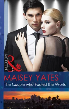 Maisey Yates The Couple Who Fooled The World обложка книги