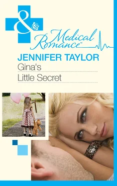 Jennifer Taylor Gina's Little Secret обложка книги