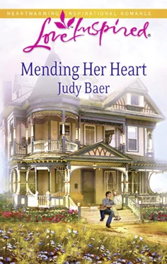 Judy Baer Mending Her Heart обложка книги