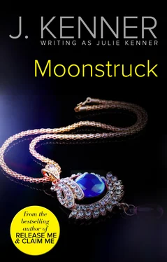 Julie Kenner Moonstruck обложка книги