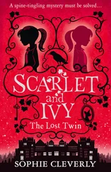 Sophie Cleverly - Scarlet and Ivy – The Lost Twin