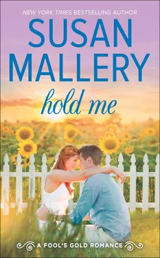 Susan Mallery Hold Me