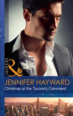 Jennifer Hayward Christmas At The Tycoon's Command обложка книги