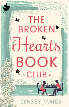 Lynsey James The Broken Hearts Book Club обложка книги