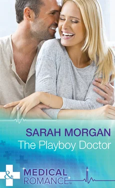 Sarah Morgan The Playboy Doctor обложка книги