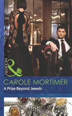 Carole Mortimer A Prize Beyond Jewels обложка книги