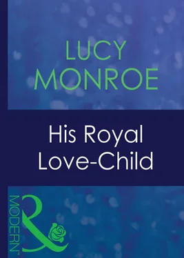 Lucy Monroe His Royal Love-Child обложка книги