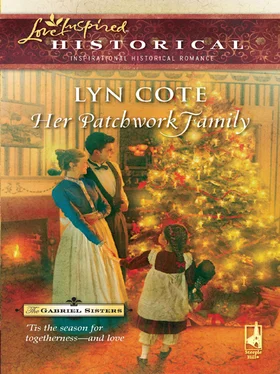 Lyn Cote Her Patchwork Family обложка книги