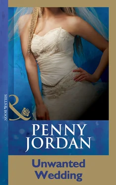 Penny Jordan Unwanted Wedding обложка книги