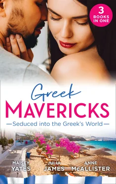 Julia James Greek Mavericks: Seduced Into The Greek's World обложка книги
