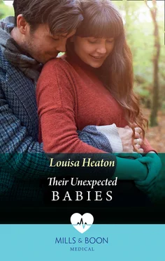 Louisa Heaton Their Unexpected Babies обложка книги