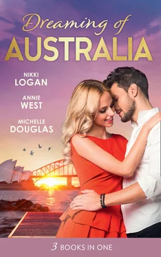 Annie West Dreaming Of... Australia обложка книги