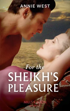 Annie West For The Sheikh's Pleasure обложка книги