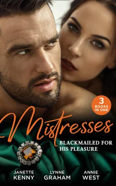 Annie West Mistresses: Blackmailed For His Pleasure обложка книги