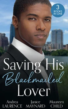 Maureen Child Saving His Blackmailed Lover обложка книги