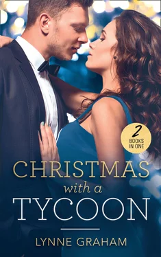 Lynne Graham Christmas With A Tycoon обложка книги