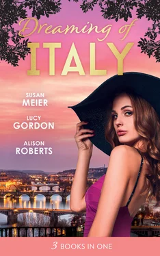 Alison Roberts Dreaming Of… Italy обложка книги