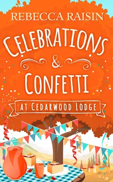 Rebecca Raisin Celebrations and Confetti At Cedarwood Lodge обложка книги